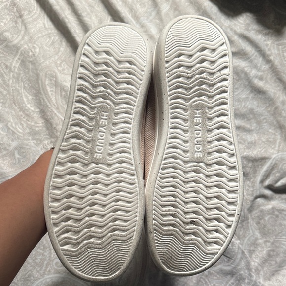 Hey Dude Women's Shoes in Cream - Picture 3 of 4